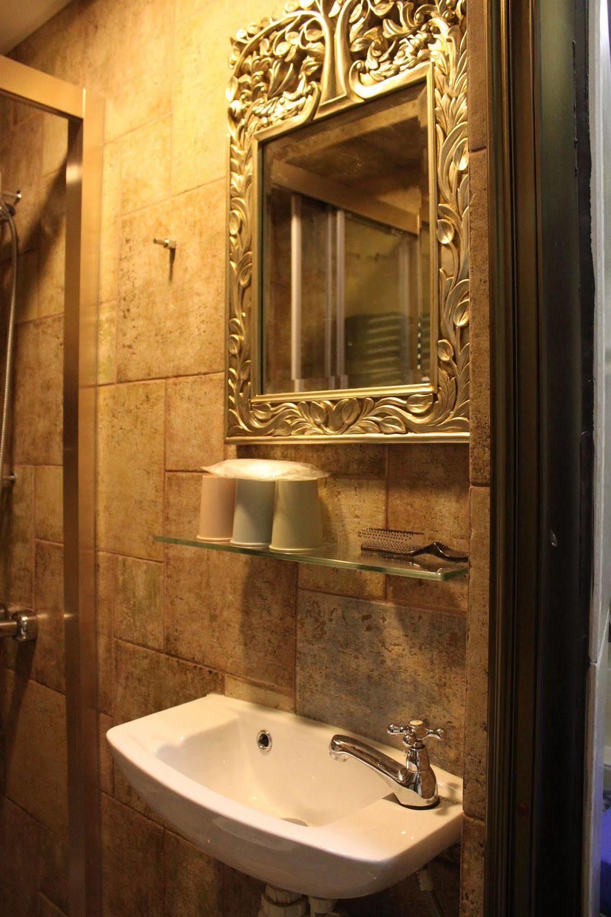 Grand Inn Hong Kong Dış mekan fotoğraf